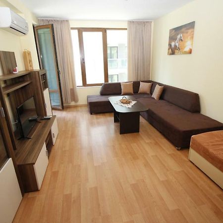 Apartment Rosi Pomorie Extérieur photo