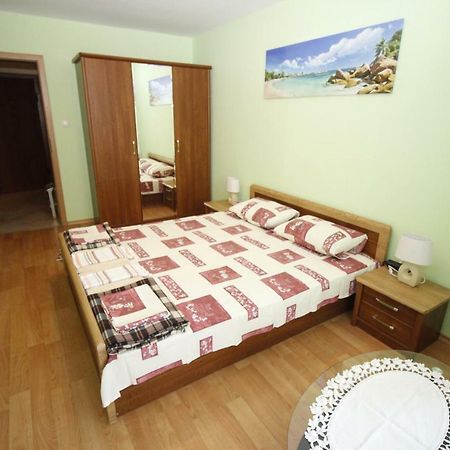 Apartment Rosi Pomorie Extérieur photo